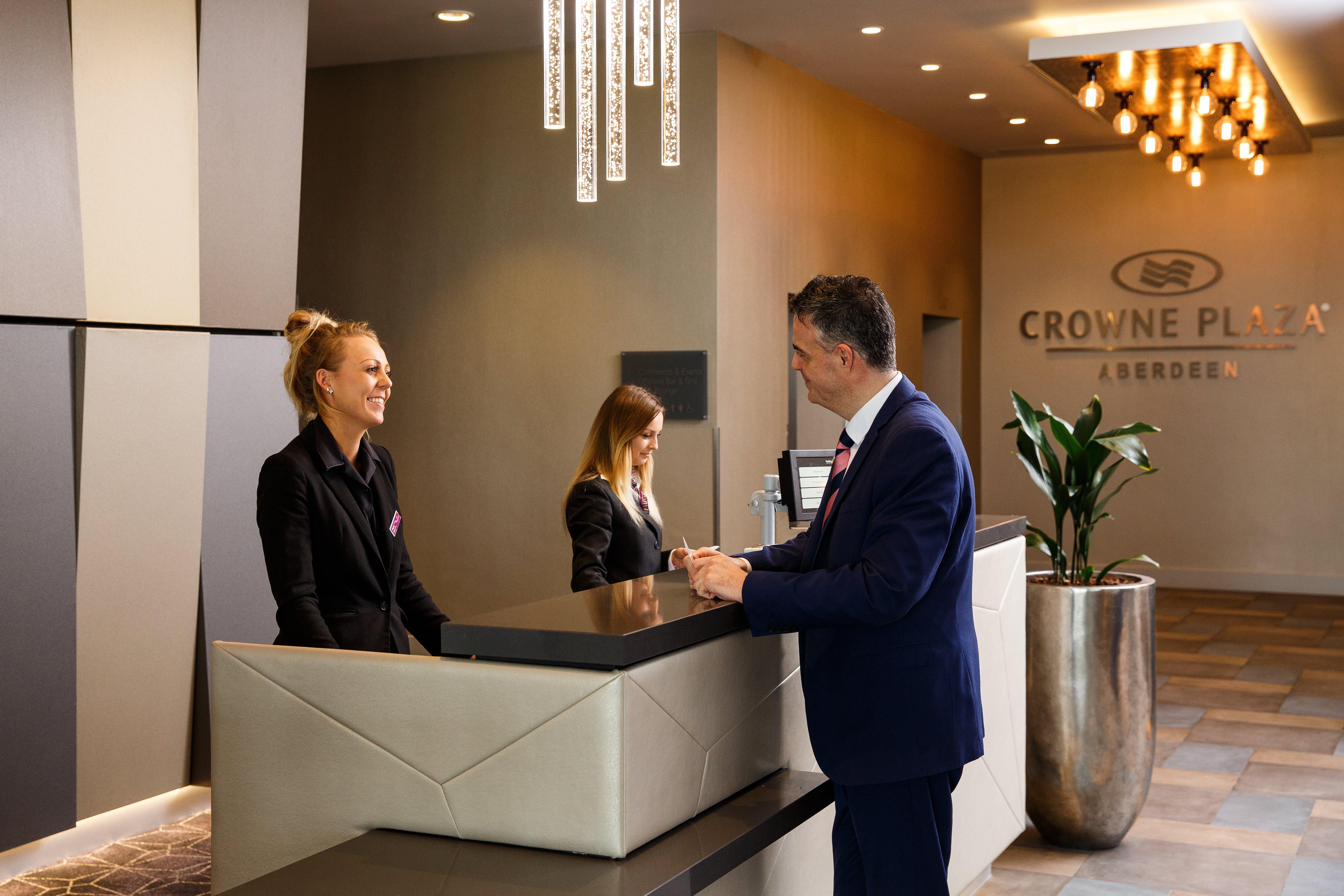 Crowne Plaza Aberdeen Airport By Ihg Dyce Esterno foto
