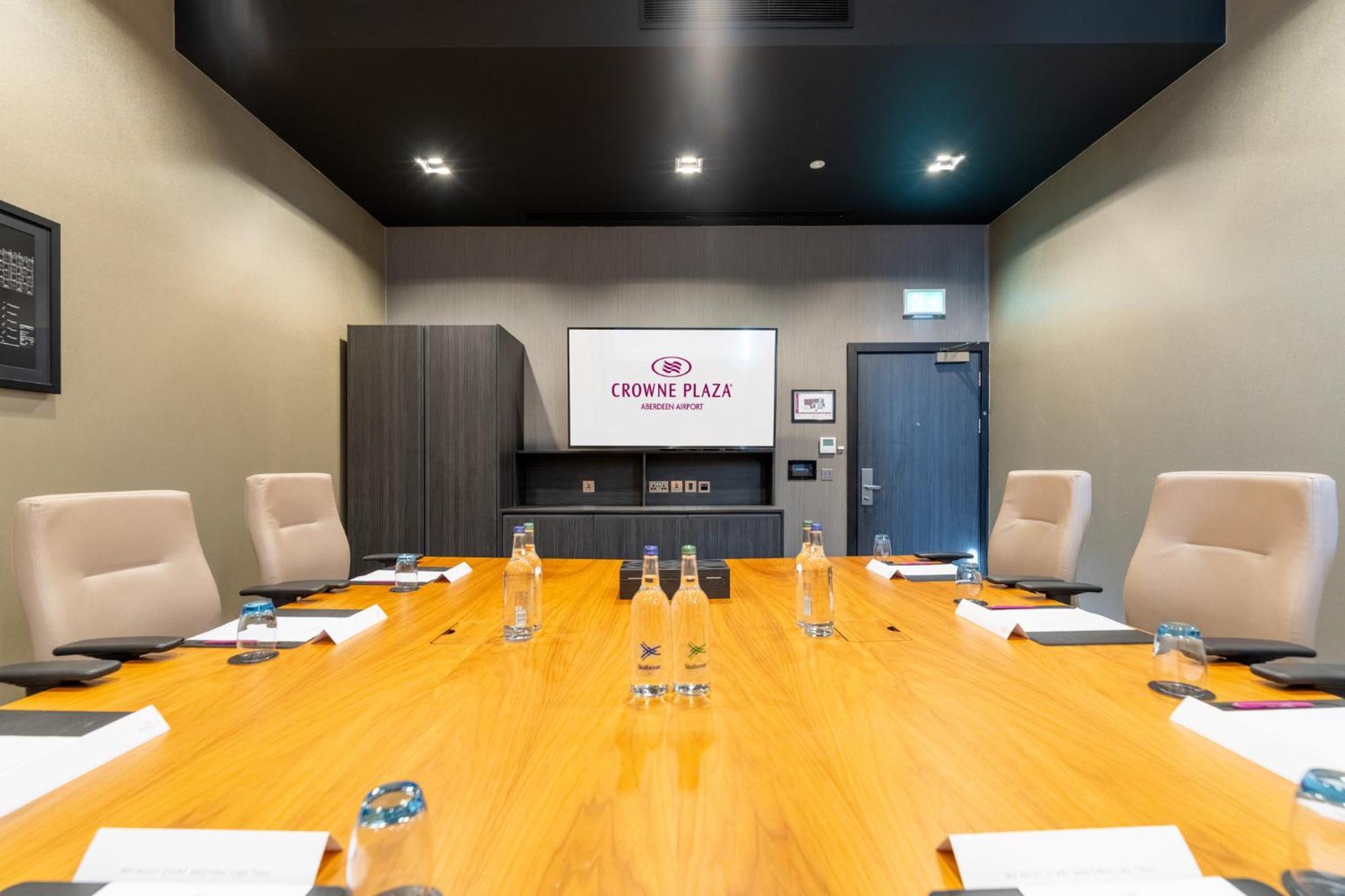 Crowne Plaza Aberdeen Airport By Ihg Dyce Esterno foto