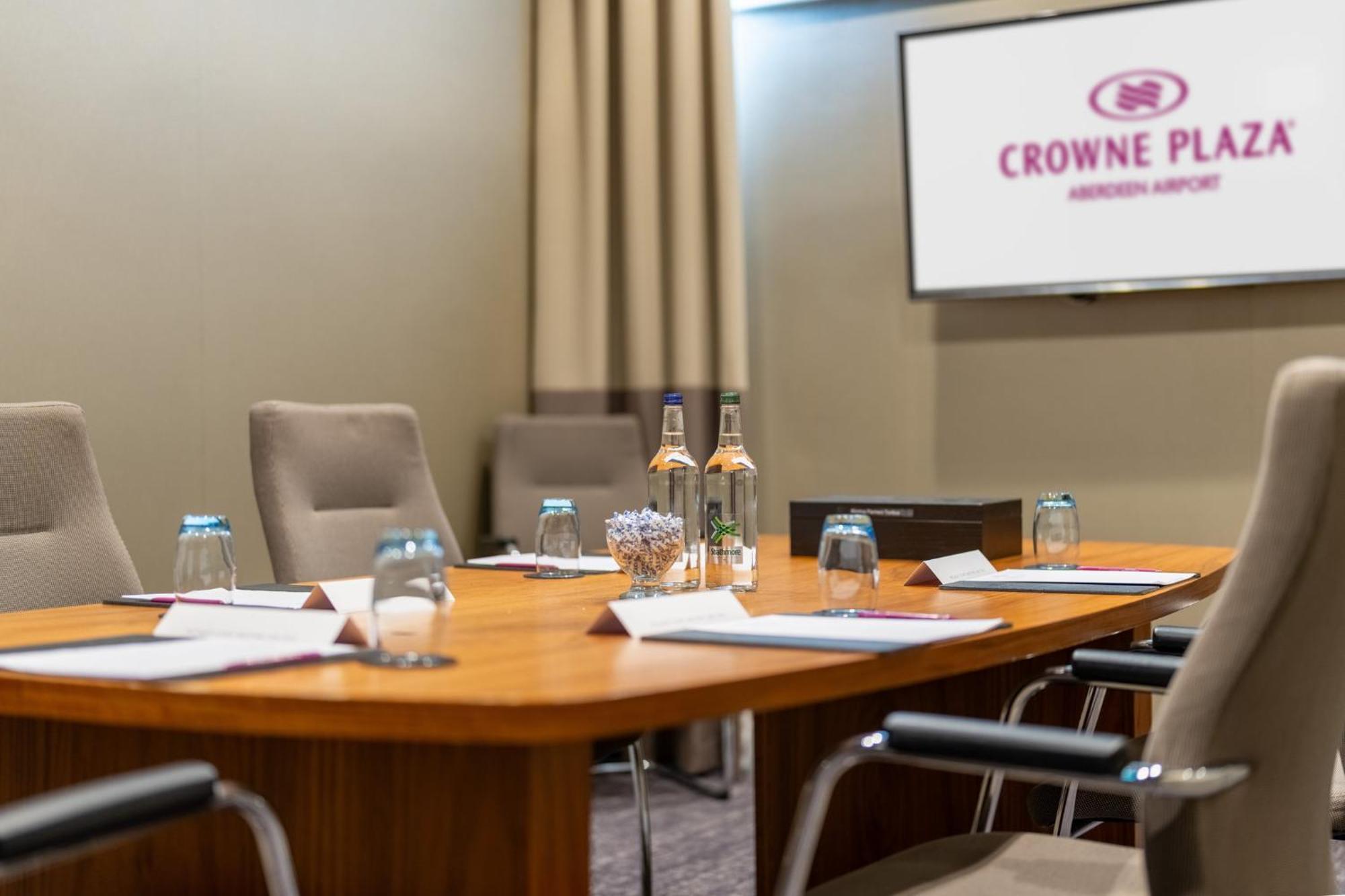 Crowne Plaza Aberdeen Airport By Ihg Dyce Esterno foto