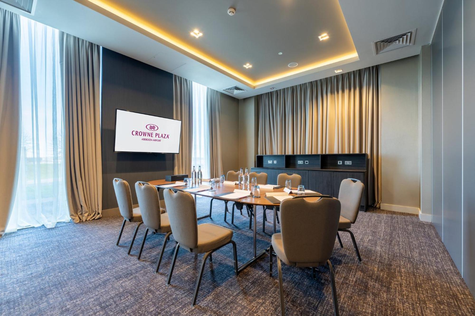Crowne Plaza Aberdeen Airport By Ihg Dyce Esterno foto