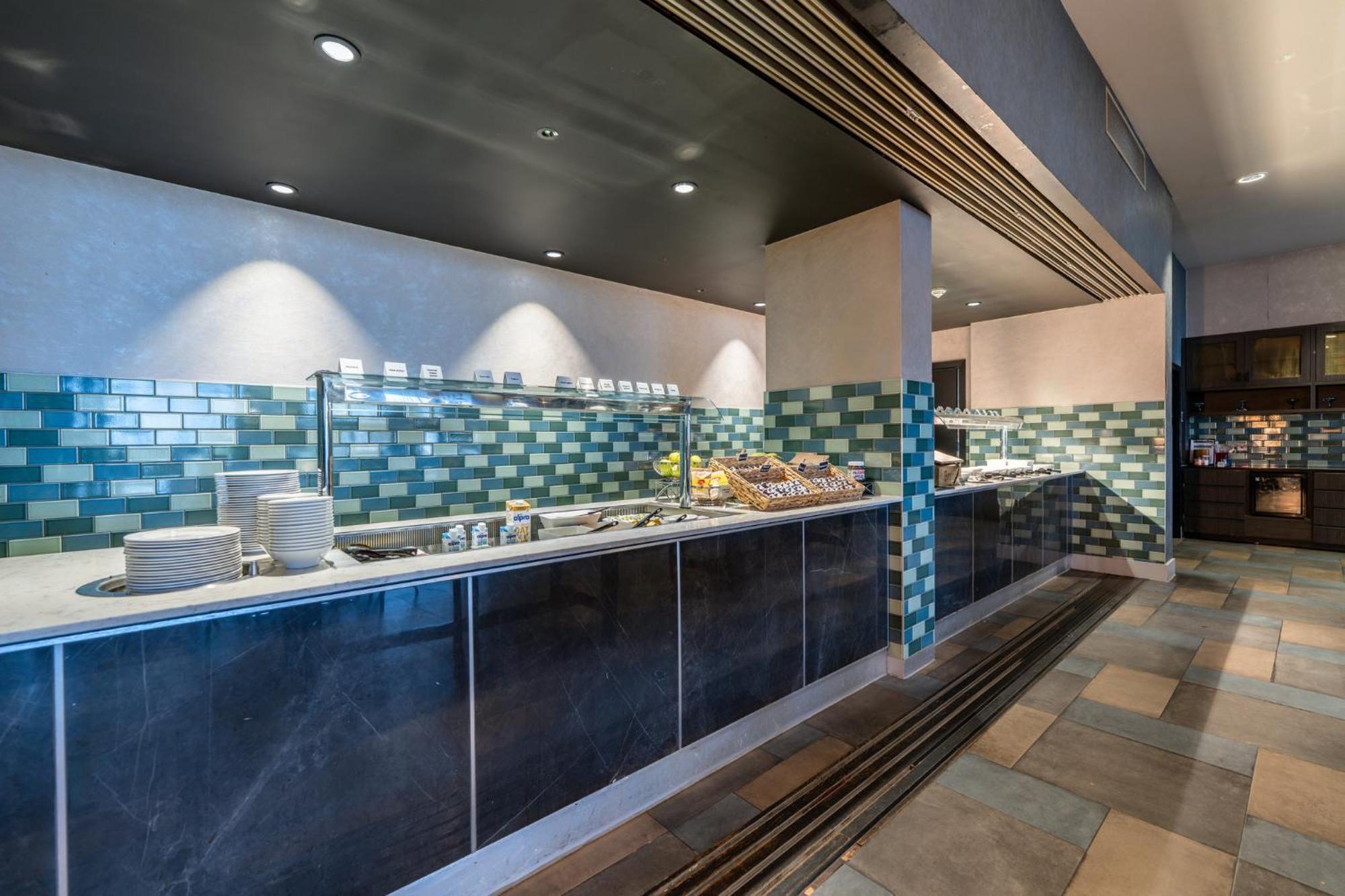 Crowne Plaza Aberdeen Airport By Ihg Dyce Esterno foto