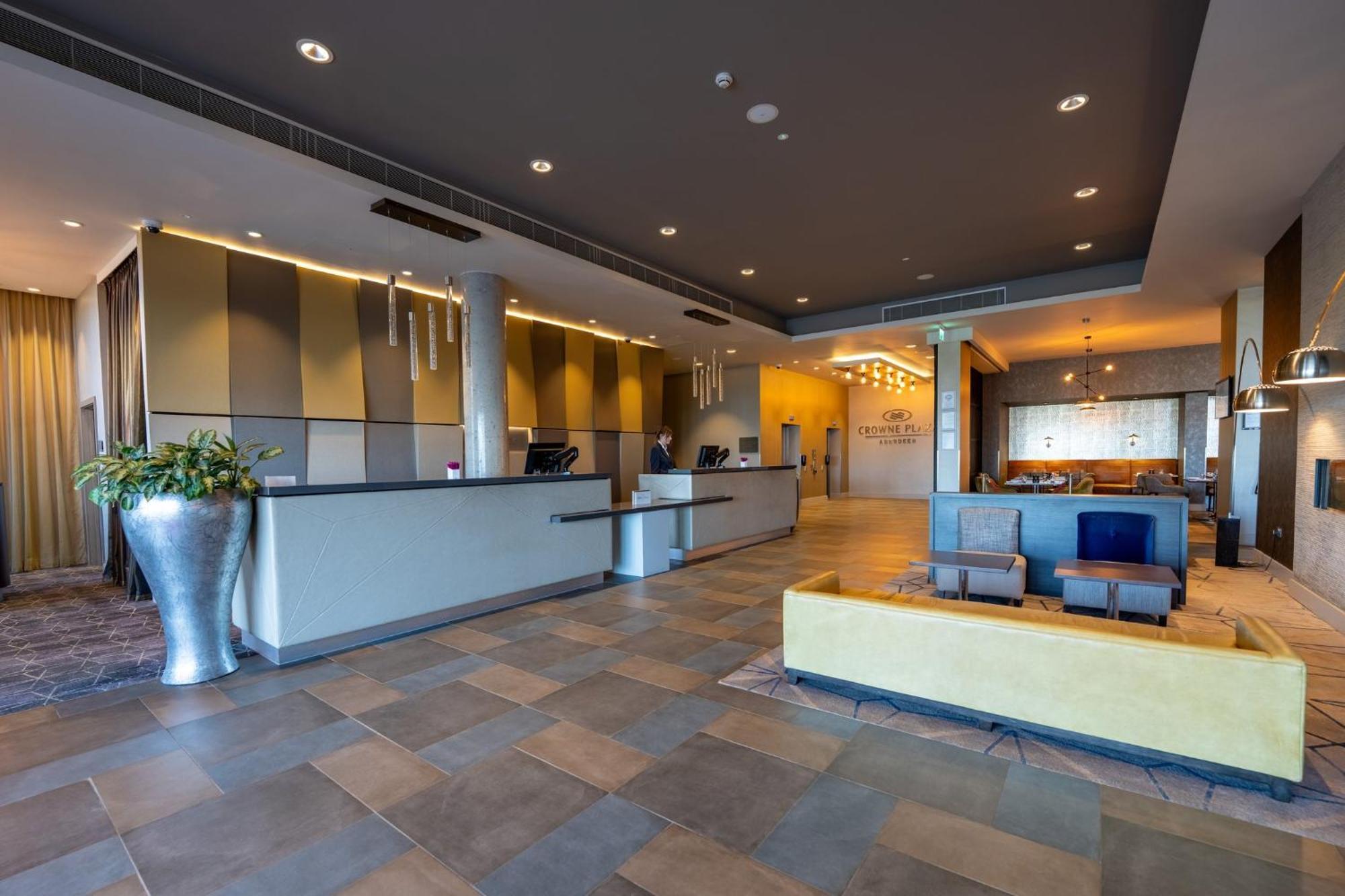 Crowne Plaza Aberdeen Airport By Ihg Dyce Esterno foto