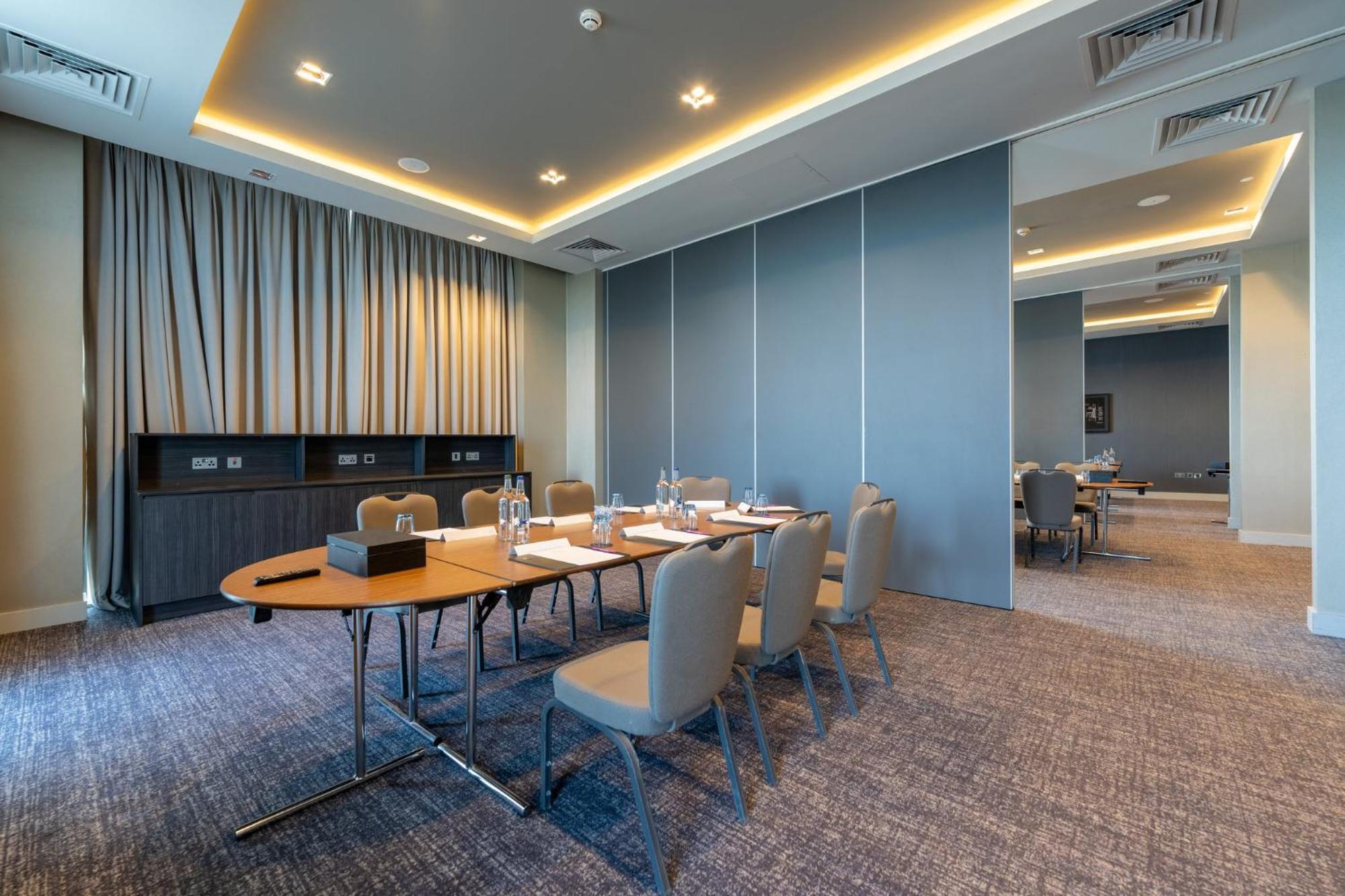 Crowne Plaza Aberdeen Airport By Ihg Dyce Esterno foto